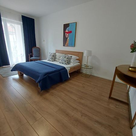 Apartments And Rooms Villa Dona Makarska Exterior photo