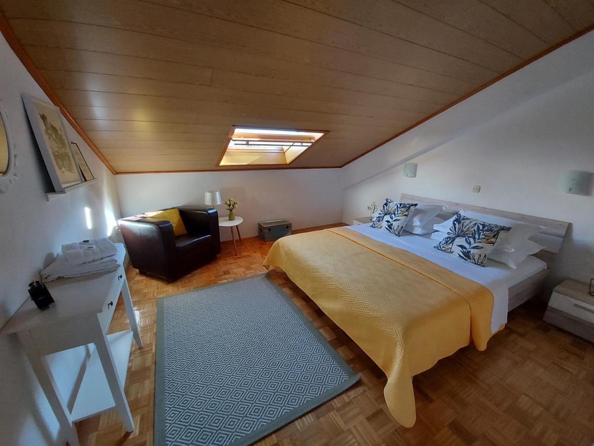 Apartments And Rooms Villa Dona Makarska Exterior photo